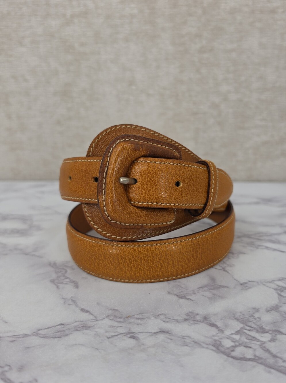 Joan and David Vintage Camel Tan Leather Belt Leather Buckle Quiet Luxury